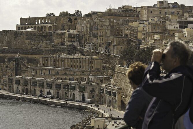 Discover Valletta Private Walking Tour - Insider Tour - Upper Barrakka Gardens: The Harbor View Moment