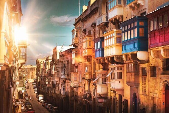 Discover Valletta Private Walking Tour - Insider Tour - Auberge d’Italie and Palazzo De La Salle: Art Meets Institutions