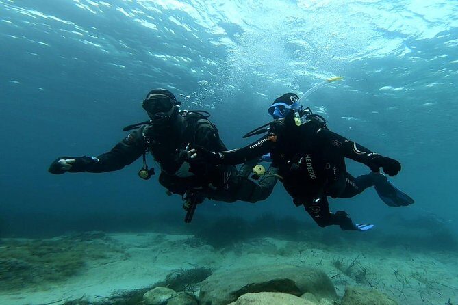 First scuba diving experience with instructor - Malta - Malta’s first-time scuba session: what you’re really signing up for