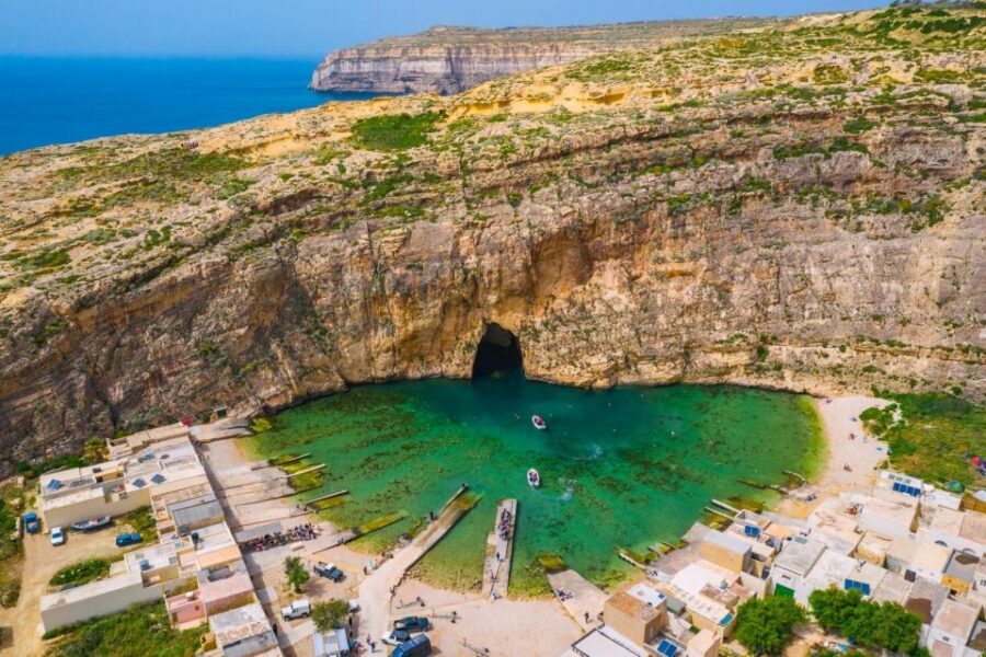 From Malta: Gozo Day Trip Including Ggantija Temples - Dwejra Bay and the Inland Sea: the natural tunnel moment