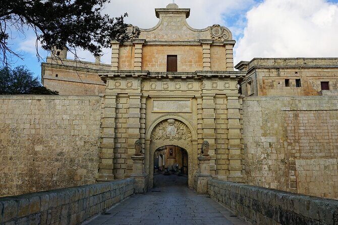 Half Day Private Tour around the Island in Malta - Mdina’s fortified hilltop: medieval streets with free admission