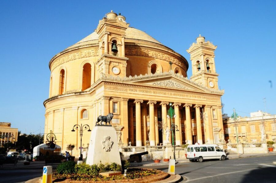 Half-Day Tour of Mosta, Ta'Qali Crafts Village & Mdina - Ta’ Qali Crafts Village: watch artisans, shop smart
