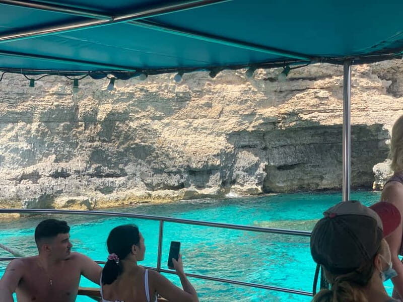 Malta: Comino+ Santa Maria Bay, Blue Lagoon + Seacaves tour - Comfort, crew energy, and group size feel