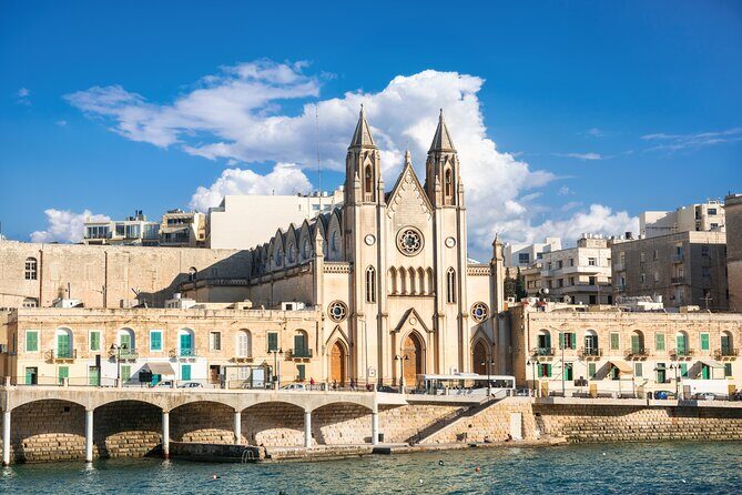 Malta Deluxe Tour Designed Especially for Cruise Passengers - Getting There: Vault 1 Meeting Point and the JAT Sign Backup