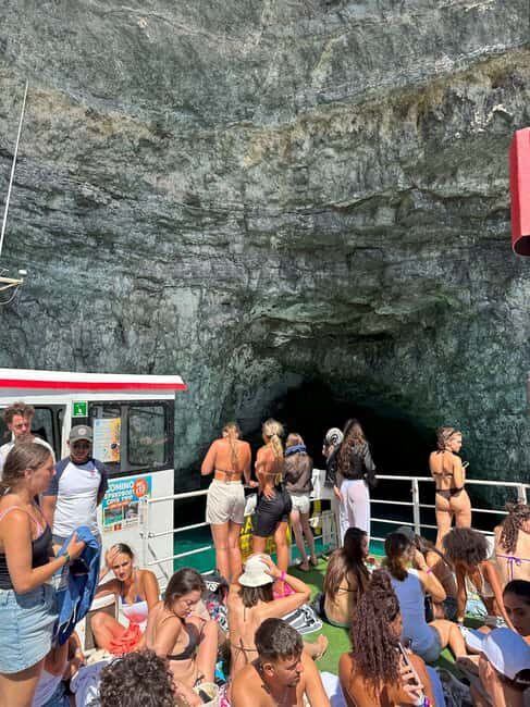 Malta: Gozo, Comino, Blue & Crystal Lagoon, & Caves Cruise - First things first: where you meet and why early matters