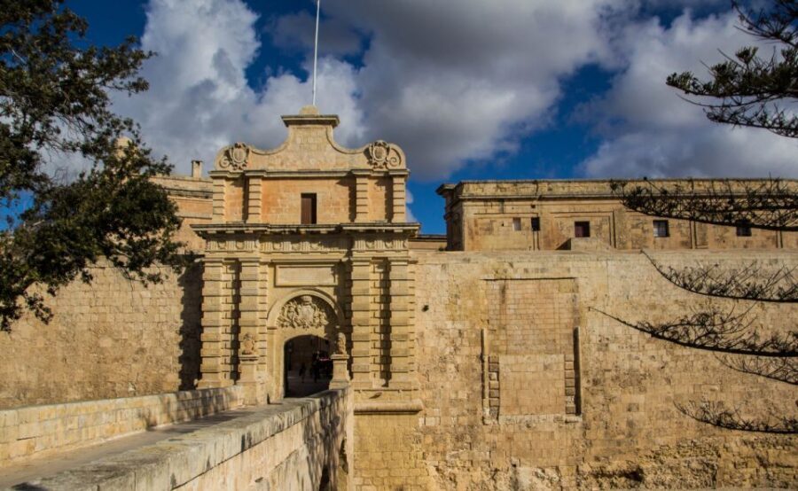 Malta Tour : Private Car- Mdina, Marsaxlokk, Blue Grotto - Three Cities in a Private Car: Birgu, Cospicua, and Senglea at Human Speed