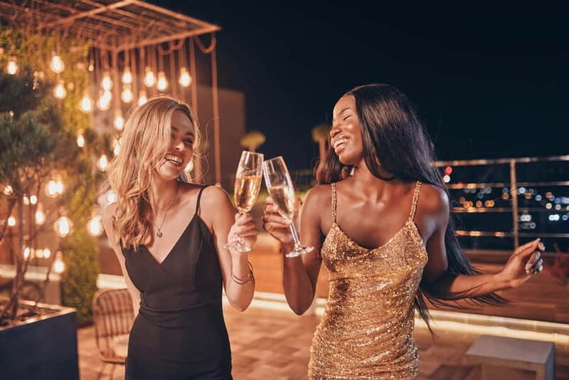 Malta: Ultimate Girls' Night Out - The stylish local bar stop: cocktails, energy, and easing in