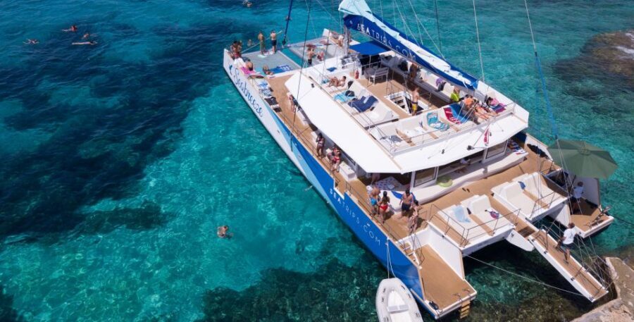 Malta: Valletta, Sliema, Bugibba Fireworks Festival Cruise - The Valletta night sail: what you’ll notice before the fireworks start