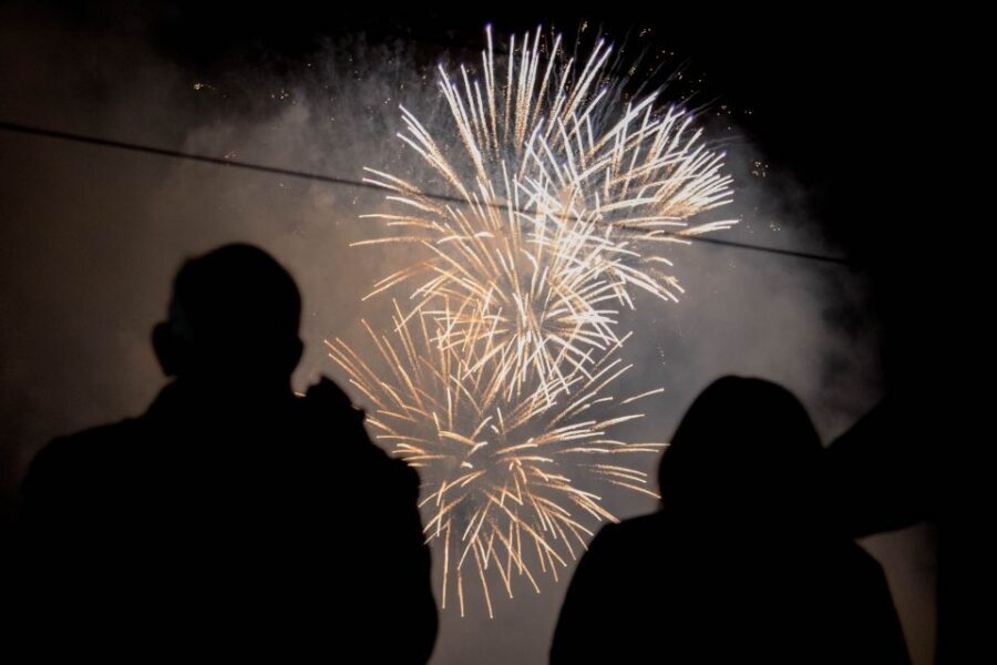 Malta: Valletta, Sliema, Bugibba Fireworks Festival Cruise - The main event: synchronized fireworks with vocals and orchestra