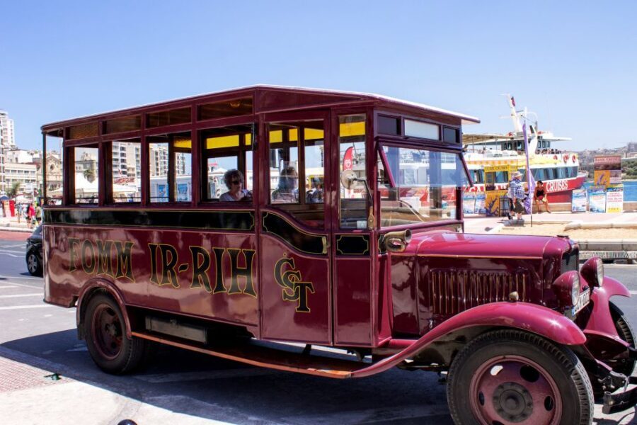 Malta: Vintage Bus Ride through the Three Cities - Meeting Sliema Ferries and Finding David at 14:15