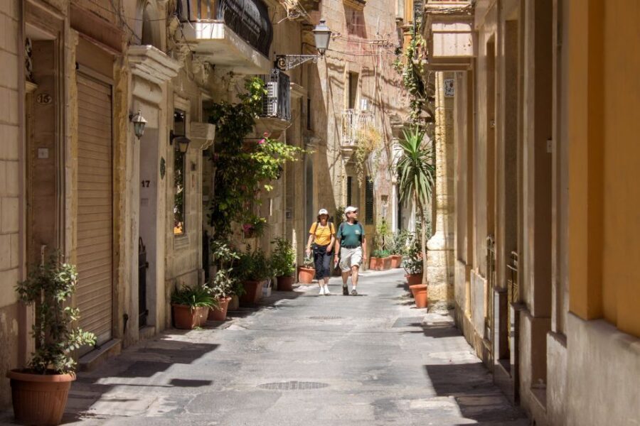 Malta: Vintage Bus Ride through the Three Cities - Price and Value: Is $24 Worth 1.5 Hours?