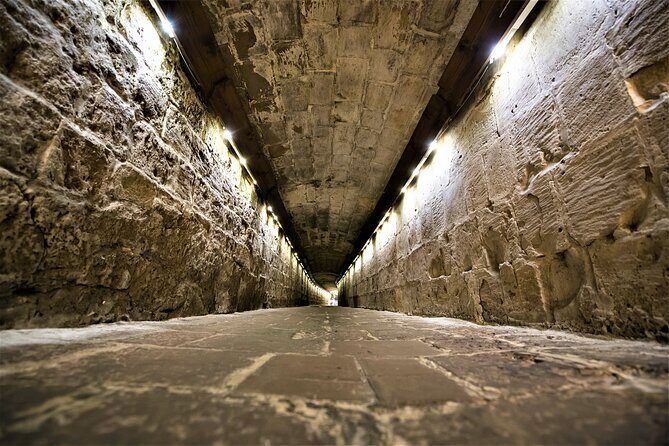 Maltese Islands History Audio-Visual Show and La Sacra Infermeria Tour - How long it takes and how to place it in your Valletta day