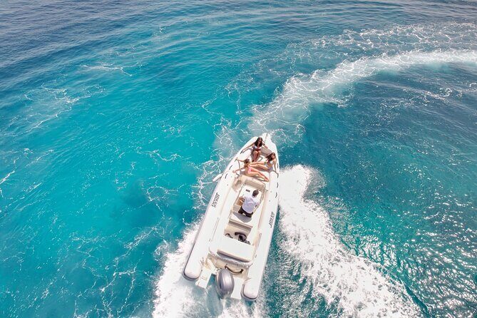 Private Boat Charter Comino, Blue Lagoon, Crystal Lagoon, Gozo - Blue Lagoon: Best When You Anchor and Actually Swim