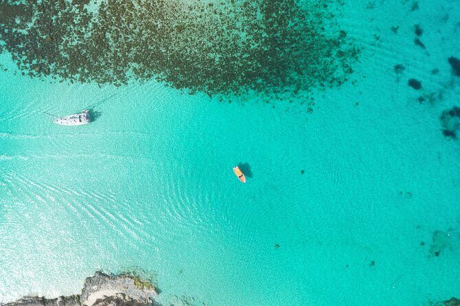 Private Boat Tour: Crystal Lagoon, Blue Lagoon, Comino and Gozo - A 2-hour Comino circuit that favors swimming, not waiting