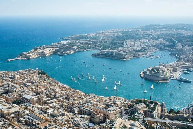 Private Boat Tour of the Grand Harbour on the Island of Malta - Fort Ricasoli: the big fort guarding the entrance