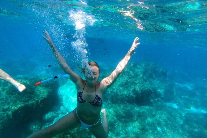 Private Boat Tour to Blue Lagoon Comino Caves and Gozo - Blue Lagoon: the iconic water, best enjoyed fast