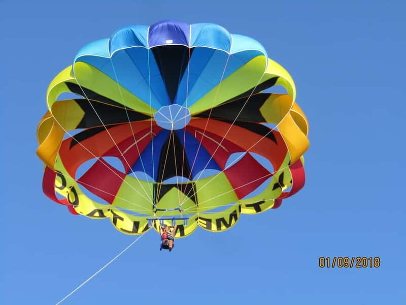 St. Julians: Go & Fun Parasailing with Free Photos & Videos - Free Photos and Videos: How to Get the Best Keepsakes